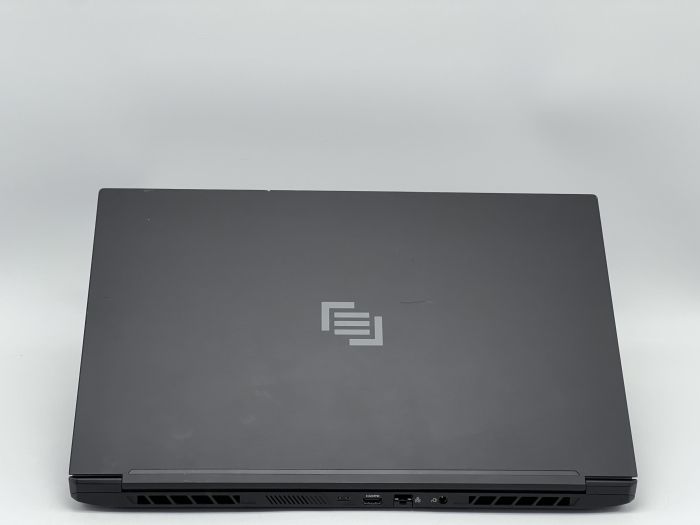 Ноутбук Maingear Vector Pro 2 MG-VCP17A-3070, AMD Ryzen 9 5900HX, 32 GB, 480 GB, NVIDIA GeForce RTX 3070, 2560x1440, IPS [SH26031371] БУ - изображение 4