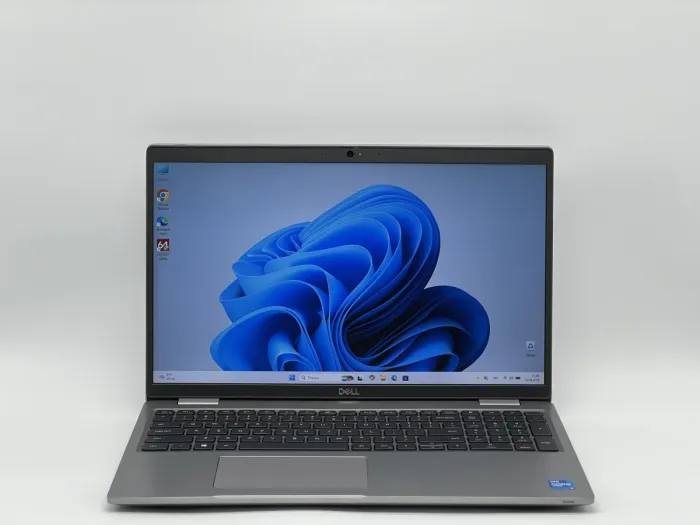 Ноутбук Dell Latitude 5520, i5-1145G7, 16 GB, 240 GB, Intel Iris Xe Graphics, 1920x1080, IPS [SH26071107] БУ - изображение 1