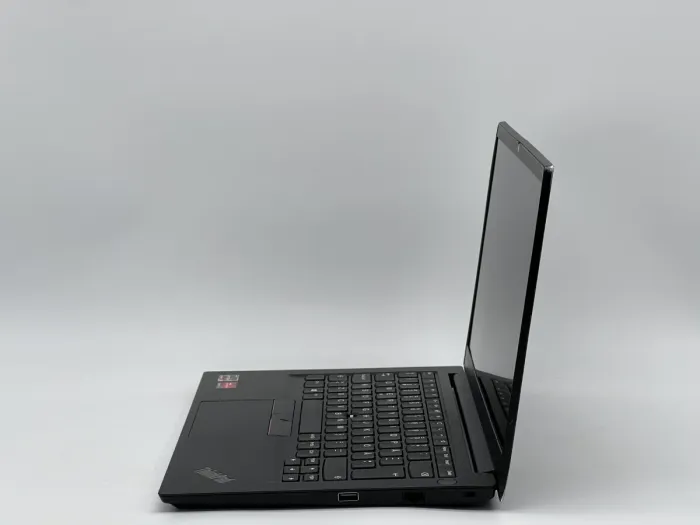 Ноутбук Lenovo ThinkPad E14 Gen2, AMD Ryzen 3 4300U, 8 GB, 240 GB, AMD Radeon Graphics, 1366x768, TN [NS25031780] БУ - зображення 3