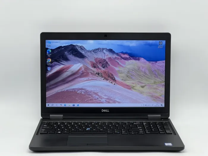 Ноутбук Dell Latitude 5590, i5-7300U, 8 GB, 120 GB, Intel HD Graphics 620, 1366x768, TN [SH26061013] БУ - зображення 1