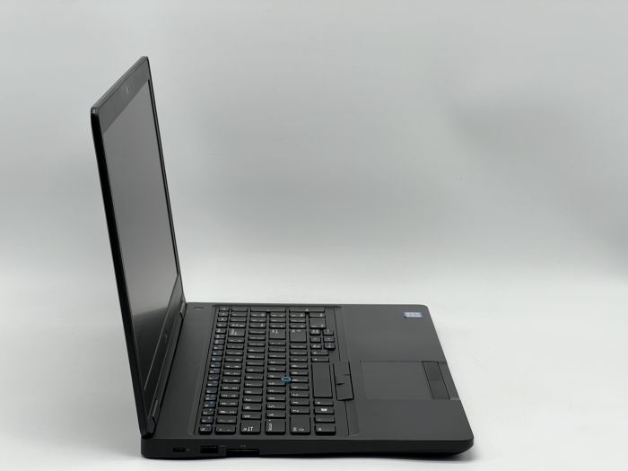 Ноутбук Dell Latitude 5590, i5-7300U, 8 GB, 120 GB, Intel HD Graphics 620, 1366x768, TN [SH26061024] БУ - изображение 2