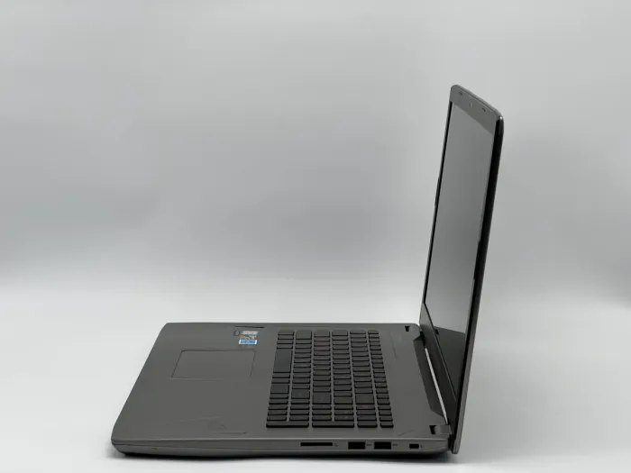 Ноутбук Asus ROG Strix GL702VM-DS74, i7-7700HQ, 16 GB, 960 GB, NVIDIA GeForce GTX 1060, 1920x1080, IPS [SH2601423] БУ - зображення 3