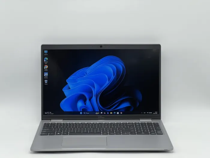 Ноутбук Dell Latitude 5520, i5-1145G7, 16 GB, 240 GB, Intel Iris Xe Graphics, 1920x1080, IPS [SH2605053] БУ - зображення 1
