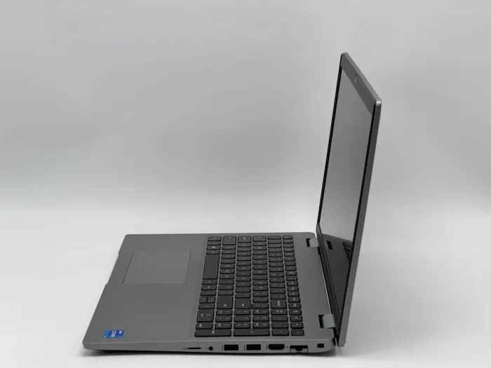 Ноутбук Dell Latitude 5520, i5-1145G7, 16 GB, 240 GB, Intel Iris Xe Graphics, 1920x1080, IPS [SH2605226] БУ - зображення 3