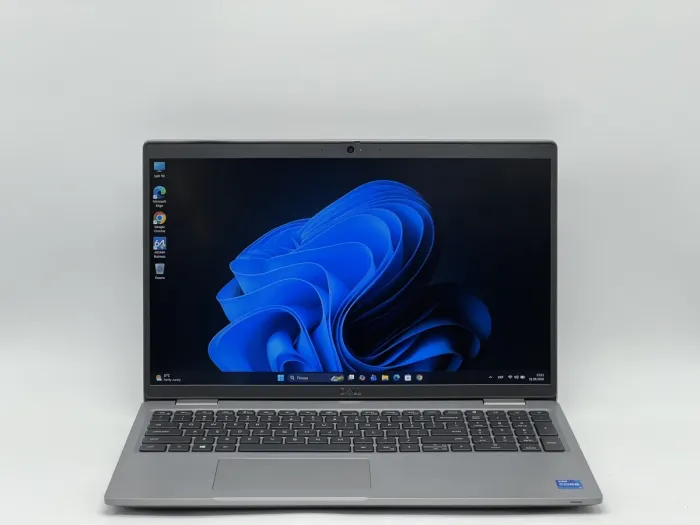 Ноутбук Dell Latitude 5520, i5-1135G7, 16 GB, 240 GB, Intel Iris Xe Graphics, 1920x1080, IPS [SH26041130] БУ - зображення 1