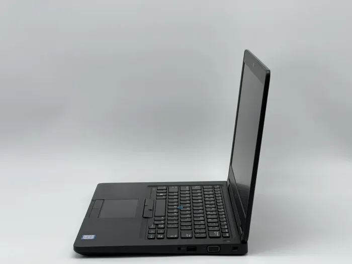 Ноутбук Dell Latitude 5480, i5-6300U, 8 GB, 120 GB, Intel HD Graphics 520, 1366x768, TN [SH26051256] БУ - зображення 3