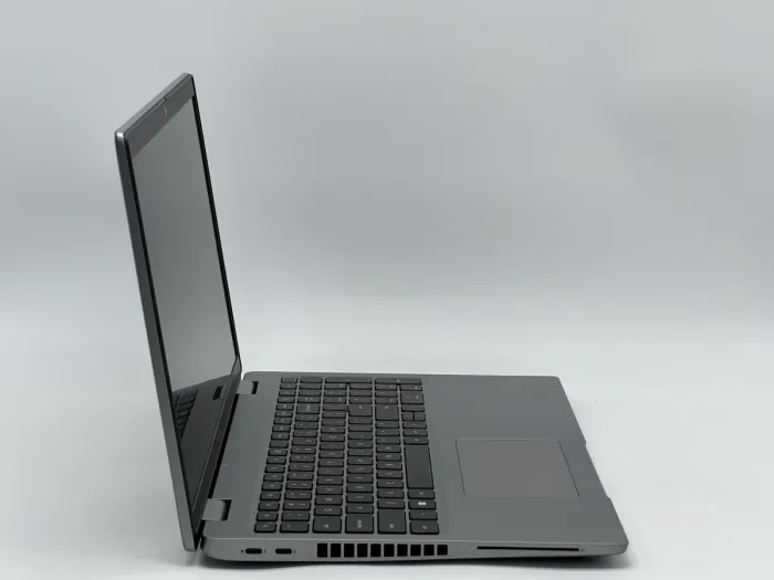 Ноутбук Dell Latitude 5520, i5-1145G7, 16 GB, 240 GB, Intel Iris Xe Graphics, 1920x1080, IPS [SH26051092] БУ - зображення 2