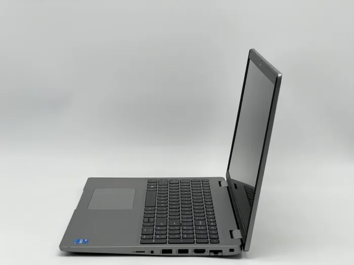 Ноутбук Dell Latitude 5520, i5-1145G7, 16 GB, 240 GB, Intel Iris Xe Graphics, 1920x1080, IPS [SH26061114] БУ - зображення 3
