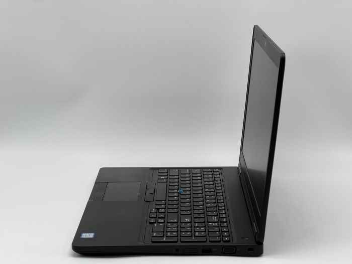 Ноутбук Dell Latitude 5590, i5-7300U, 8 GB, 120 GB, Intel HD Graphics 620, 1366x768, TN [SH26061013] БУ - изображение 3
