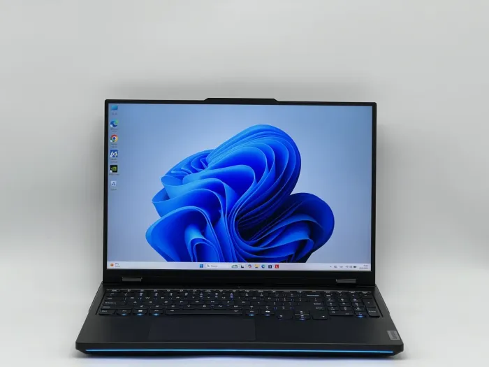 Ноутбук Lenovo Legion Pro 7 16IRX9H, i9-14900HX, 32 GB, 960 GB, NVIDIA GeForce RTX 4080, 2560 x 1600, IPS [SH2603405] БУ - зображення 1
