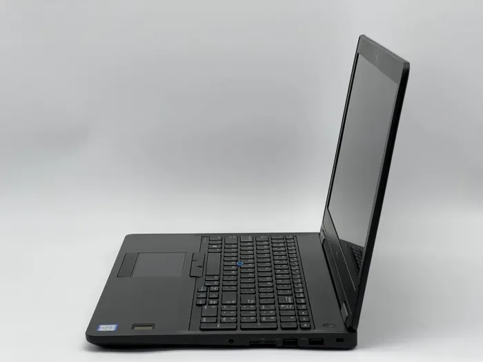 Ноутбук Dell Latitude E5570, i5-6300U, 8 GB, 240 GB, Intel HD Graphics 520, 1366x768, TN [SH2604549] БУ - зображення 3