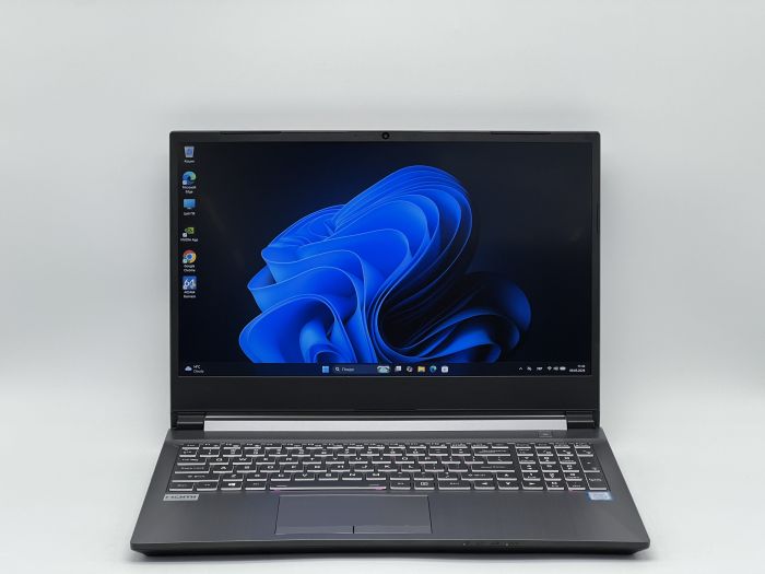Ноутбук Clevo Sager NH58RH, i5-9300H, 16 GB, 480 GB, NVIDIA GeForce GTX 1050, 1920x1080, IPS [SH26021557] БУ - зображення 1