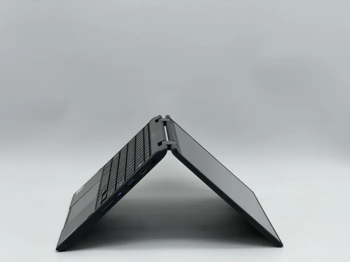 Ноутбук Lenovo 300e 2-in-1 Chromebook, AMD A4-9120C, 4 GB, 32 GB, AMD Radeon R4 Graphics, 1366x768, IPS [SH26031327] БУ - зображення 4