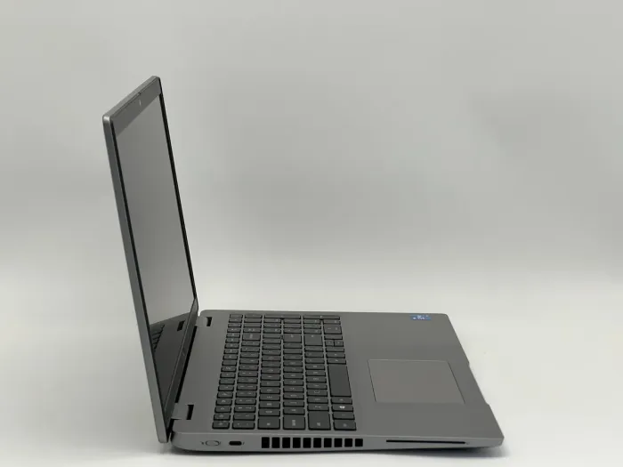 Ноутбук Dell Latitude 5520, i5-1145G7, 16 GB, 240 GB, Intel Iris Xe Graphics, 1920x1080, IPS [SH2602945] БУ - зображення 2