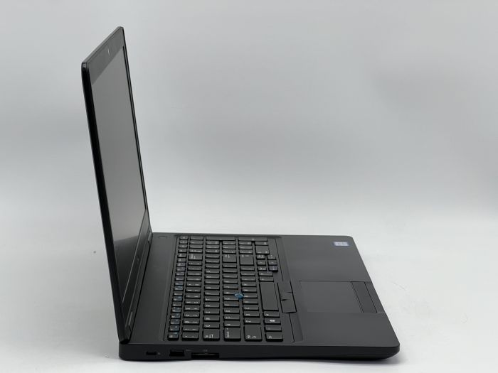Ноутбук Dell Latitude 5590, i5-7300U, 8 GB, 120 GB, Intel HD Graphics 620, 1366x768, TN [SH26051057] БУ - изображение 2