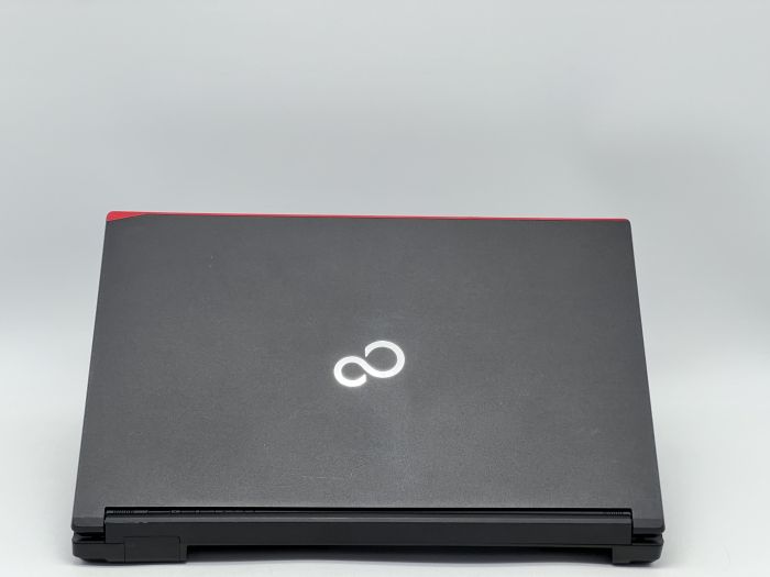 Ноутбук Fujitsu LifeBook E556, i5-6300U, 8 GB, 120 GB, Intel HD Graphics 520, 1366x768, TN [DV2608228] БУ - изображение 4