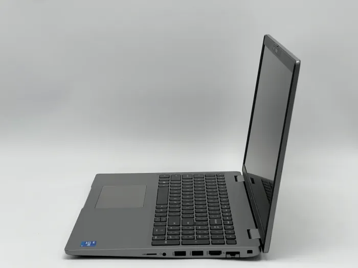 Ноутбук Dell Latitude 5520, i5-1145G7, 16 GB, 240 GB, Intel Iris Xe Graphics, 1920x1080, IPS [SH25121543] БУ - зображення 3