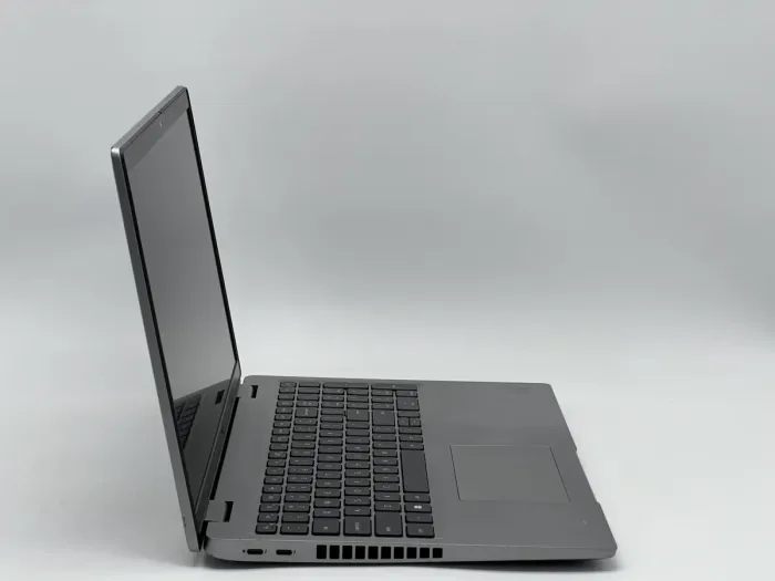 Ноутбук Dell Latitude 5520, i5-1145G7, 16 GB, 240 GB, Intel Iris Xe Graphics, 1920x1080, IPS [SH2601258] БУ - зображення 2