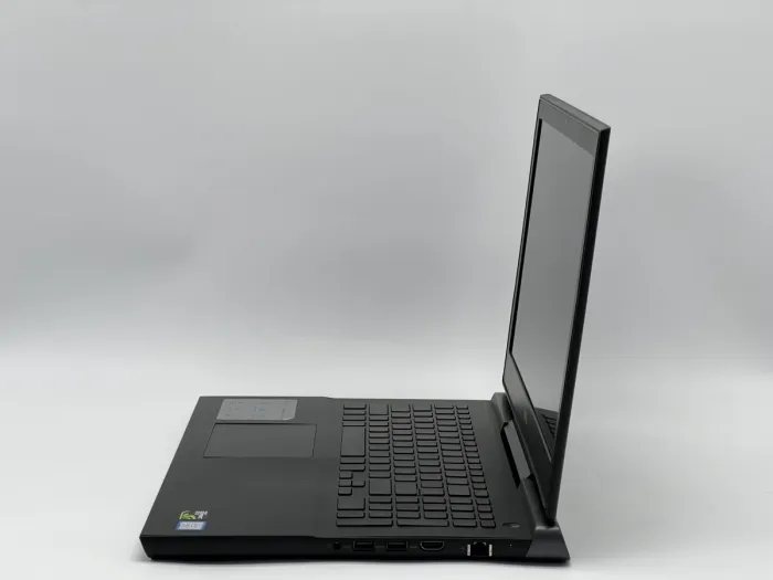 Ноутбук Dell Inspiron 15 7567, i5-7300HQ, 16 GB, 480 GB, NVIDIA GeForce GTX 1050 Ti, 1920x1080, IPS [SH2604164] БУ - зображення 3