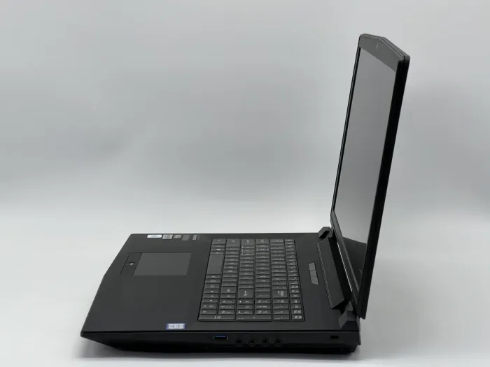 Ноутбук Sager X95 P770DM, i7-6700K, 16 GB, 120 GB, NVIDIA GeForce GTX 980M, 1000 GB, 1920x1080, IPS [SH26061152] БУ - зображення 3