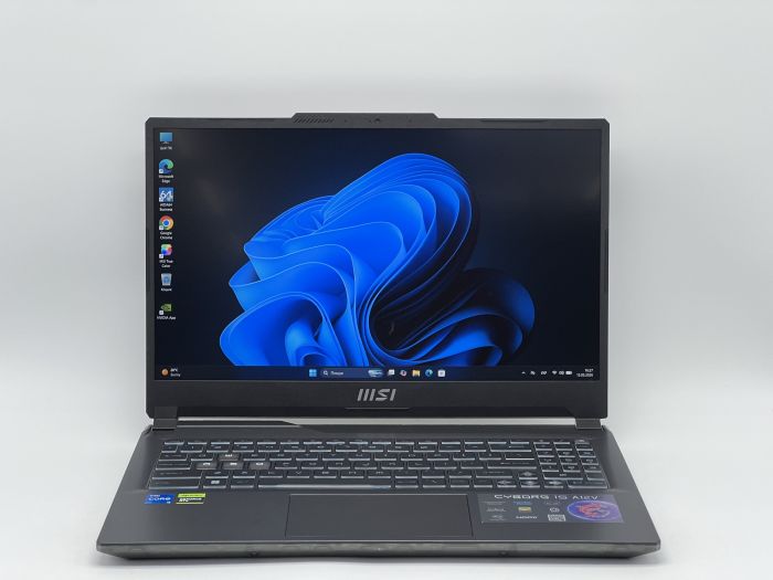 Ноутбук MSI Cyborg 15 A12VF-215US, i5-12450H, 16 GB, 480 GB, NVIDIA GeForce RTX 4060, 1920x1080, IPS [SH2604431] БУ - зображення 1