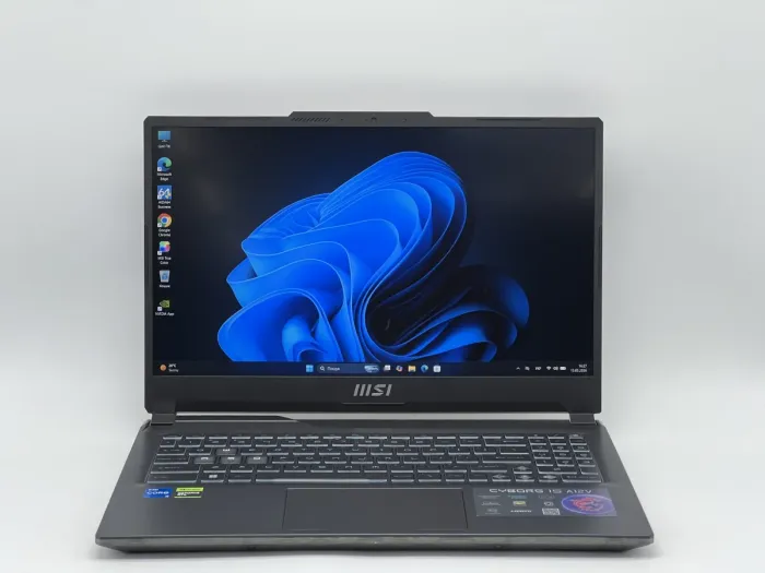 Ноутбук MSI Cyborg 15 A12VF-215US, i5-12450H, 16 GB, 480 GB, NVIDIA GeForce RTX 4060, 1920x1080, IPS [SH2604431] БУ - зображення 1