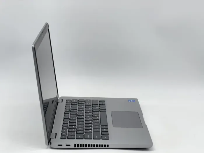 Ноутбук Dell Latitude 5430, i7-1185G7, 16 GB, 240 GB, Intel Iris Xe Graphics, 1920x1080, IPS [SH2604563] БУ - изображение 2