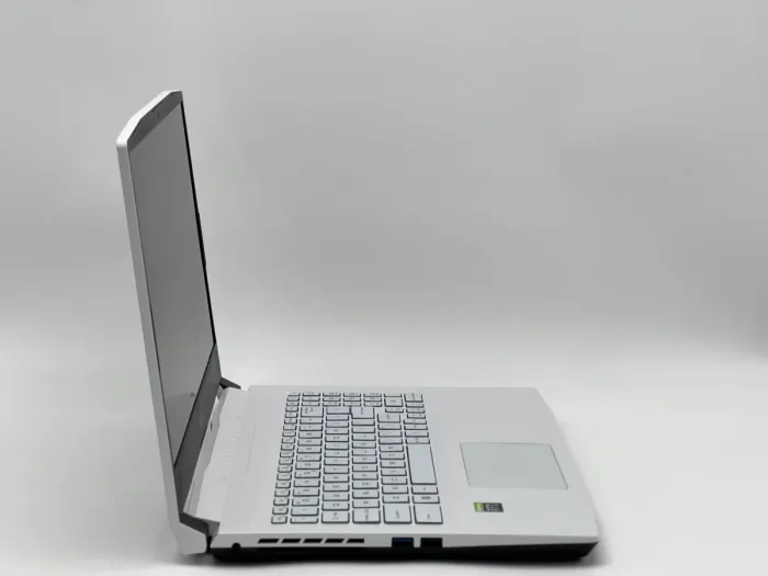Ноутбук MSI Sword 15 A11UD-001US, i5-11400H, 16 GB, 480 GB, NVIDIA GeForce RTX 3050 Ti, 1920x1080, IPS [SH2602003] БУ - зображення 2