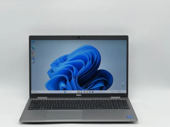 Ноутбук Dell Latitude 5520, i5-1145G7, 16 GB, 240 GB, Intel Iris Xe Graphics, 1920x1080, IPS [SH2605226] БУ - зображення 1