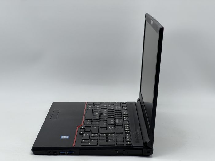 Ноутбук Fujitsu LifeBook E556, i5-6300U, 8 GB, 120 GB, Intel HD Graphics 520, 1366x768, TN [DV2608225] БУ - изображение 3