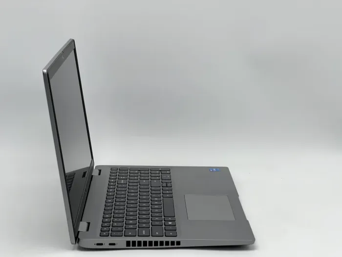 Ноутбук Dell Latitude 5520, i5-1145G7, 16 GB, 240 GB, Intel Iris Xe Graphics, 1920x1080, IPS [SH2606506] БУ - зображення 2