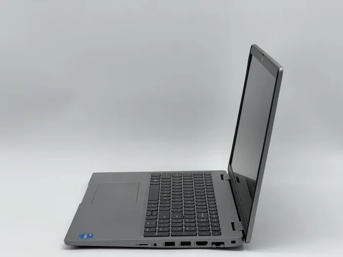 Ноутбук Dell Latitude 5520, i5-1145G7, 16 GB, 240 GB, Intel Iris Xe Graphics, 1920x1080, IPS [SH2505629] БУ - зображення 3
