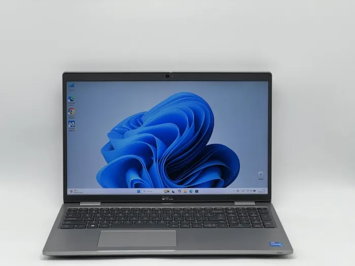 Ноутбук Dell Latitude 5520, i5-1145G7, 16 GB, 240 GB, Intel Iris Xe Graphics, 1920x1080, IPS [SH2606506] БУ - зображення 1