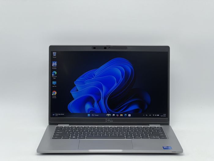 Ноутбук Dell Latitude 5320, i7-1185G7, 32 GB, 240 GB, Intel Iris Xe Graphics, 1920x1080, IPS [SH2604650] БУ - изображение 1