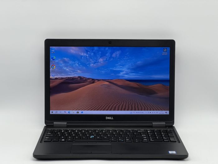 Ноутбук Dell Latitude 5590, i5-7300U, 8 GB, 120 GB, Intel HD Graphics 620, 1366x768, TN [SH26051039] БУ - изображение 1