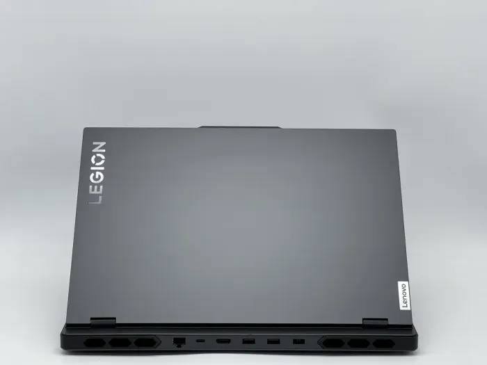 Ноутбук Lenovo Legion Pro 7 16IRX8H, i9-13900HX, 32 GB, 960 GB, NVIDIA GeForce RTX 4080, 2560 x 1600, IPS [SH2603241] БУ - зображення 4