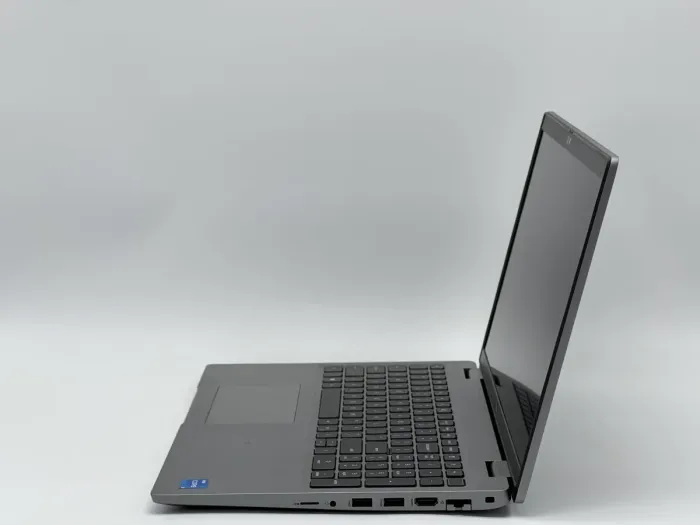 Ноутбук Dell Latitude 5520, i5-1135G7, 16 GB, 240 GB, Intel Iris Xe Graphics, 1920x1080, IPS [SH26021726] БУ - зображення 3