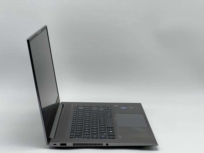 Ноутбук HP ZBook Studio 15 G8, i7-11850H, 32 GB, 960 GB, NVIDIA GeForce RTX 3070, 3840x2160, IPS [SH2603299] БУ - изображение 2