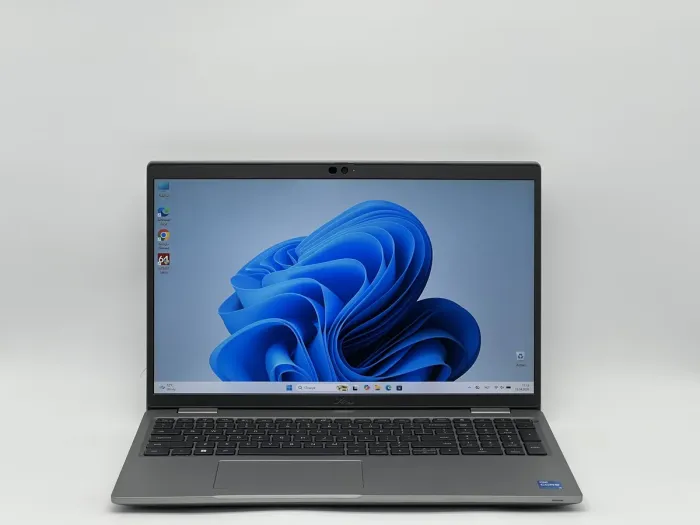 Ноутбук Dell Latitude 5520, i5-1135G7, 16 GB, 240 GB, Intel Iris Xe Graphics, 1920x1080, IPS [SH26021735] БУ - зображення 1