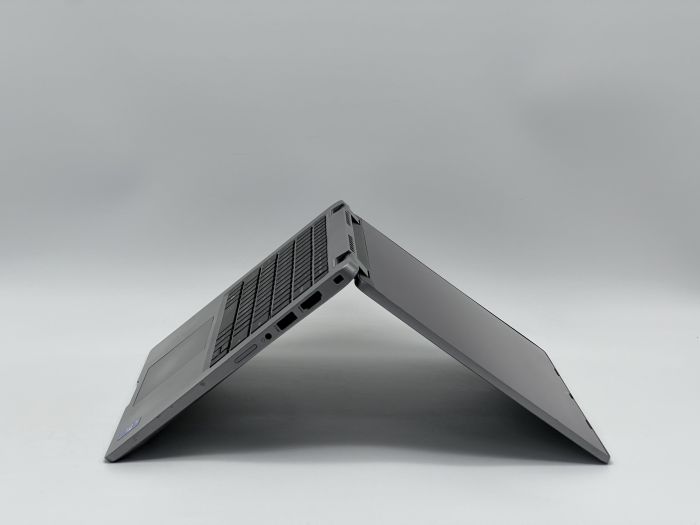 Ноутбук Dell Latitude 5320 2-in-1, i7-1185G7, 16 GB, 240 GB, Intel Iris Xe Graphics, 1920x1080, IPS [SH26031372] БУ - зображення 4