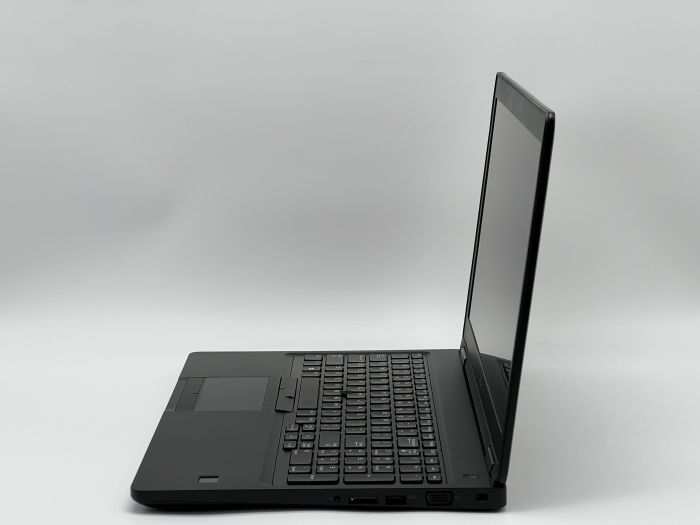 Ноутбук Dell Latitude 5590, i7-8650U, 16 GB, 240 GB, Intel UHD 620, 1920x1080, IPS [SH2602084] БУ - зображення 3
