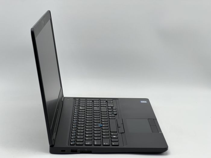 Ноутбук Dell Latitude 5590, i5-7300U, 8 GB, 120 GB, Intel HD Graphics 620, 1366x768, TN [SH2605882] БУ - изображение 2