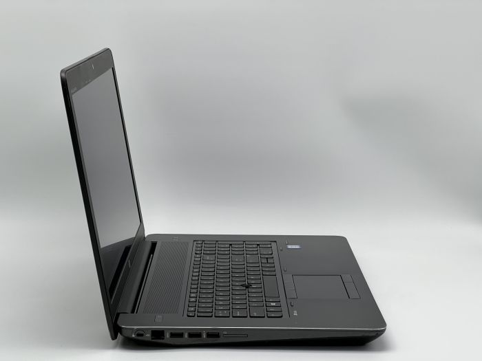 Ноутбук HP ZBook 17 G3, Intel Xeon E3-1535M v5, 32 GB, 480 GB, NVIDIA Quadro M4000M, 1000 GB, 1920x1080, IPS [SH2603301] БУ - зображення 2