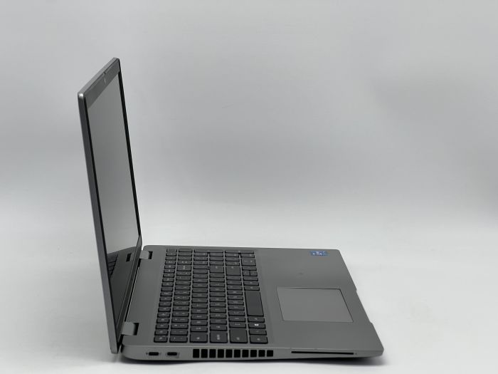 Ноутбук Dell Latitude 5520, i5-1145G7, 16 GB, 240 GB, Intel Iris Xe Graphics, 1920x1080, IPS [SH26051096] БУ - зображення 2