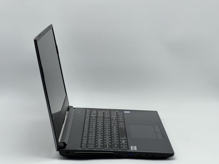 Ноутбук Clevo Sager NH58RH, i5-9300H, 16 GB, 480 GB, NVIDIA GeForce GTX 1050, 1920x1080, IPS [SH26021557] БУ - зображення 2