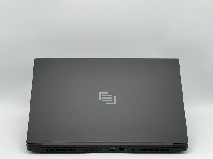 Ноутбук Maingear Vector Pro 17 MG-VCP17I-3070, i7-11800H, 16 GB, 960 GB, NVIDIA GeForce RTX 3070, 1920x1080, IPS [SH2510789] БУ - зображення 4