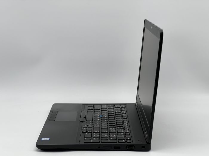 Ноутбук Dell Latitude 5590, i5-7300U, 8 GB, 120 GB, Intel HD Graphics 620, 1366x768, TN [SH26061011] БУ - зображення 3