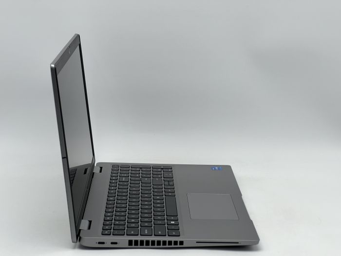 Ноутбук Dell Latitude 5520, i5-1145G7, 16 GB, 240 GB, Intel Iris Xe Graphics, 1920x1080, IPS [SH26091033] БУ - зображення 2