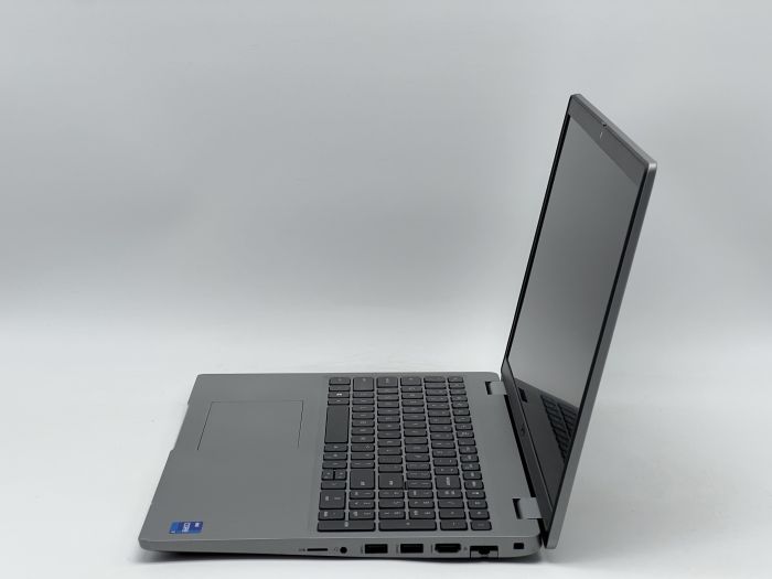 Ноутбук Dell Latitude 5520, i7-1185G7, 16 GB, 240 GB, Intel Iris Xe Graphics, 1920x1080, IPS [SH2609548] БУ - зображення 2