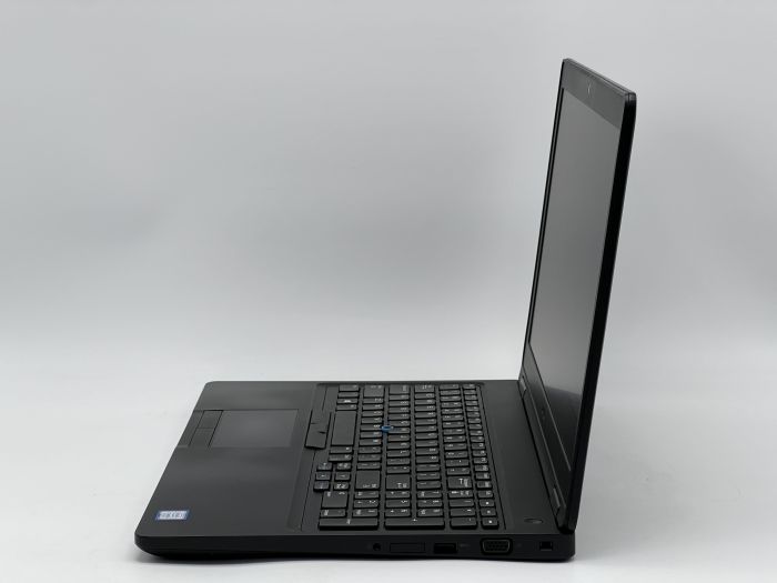 Ноутбук Dell Latitude 5590, i5-7300U, 8 GB, 120 GB, Intel HD Graphics 620, 1366x768, TN [SH26061029] БУ - зображення 3